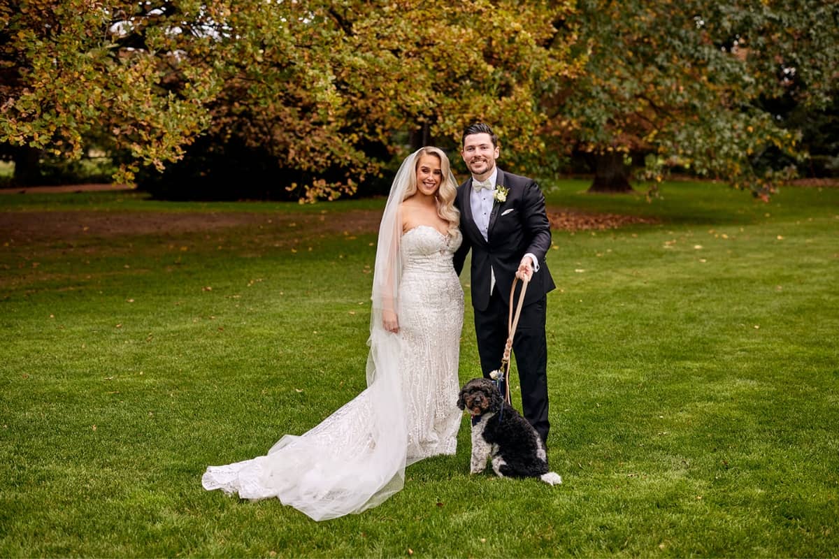 https://www.pawzandme.com.au/wp-content/uploads/2023/01/Dog-wedding-photos-ideas.jpg