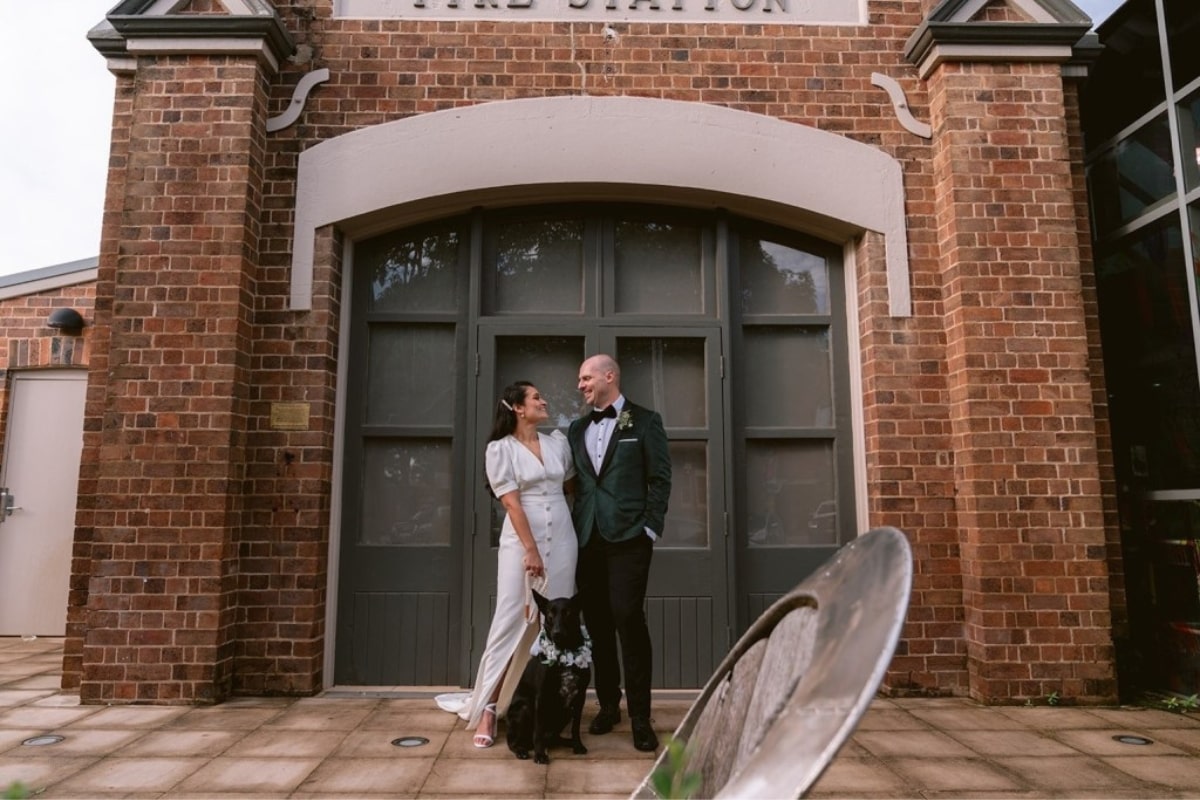 https://www.pawzandme.com.au/wp-content/uploads/2023/02/Wedding-couple-following-wedding-trends.jpg